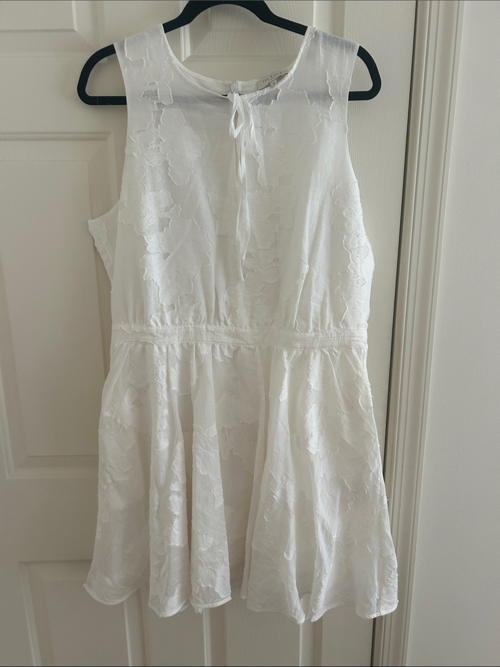 Ted Baker White Floral Mini Dress Size 5 (XL)